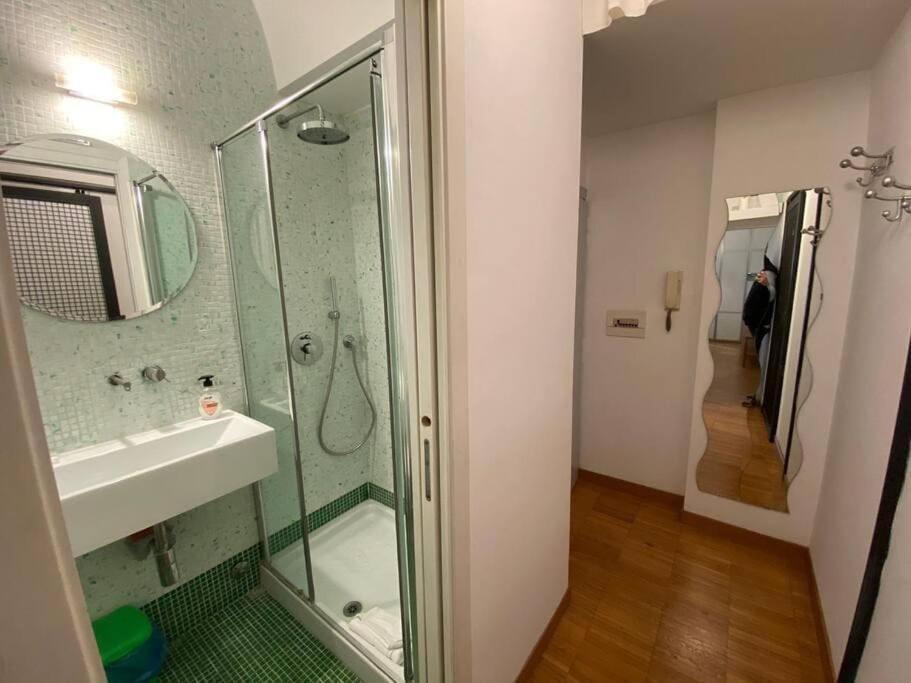 Studio Flat - Piazza San Cosimato By Yourhost Róma Kültér fotó